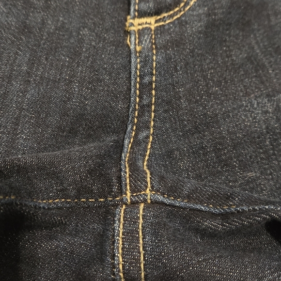 PAIGE Miki Straight Leg Denim Jean in Merrick - Picture 6 of 8